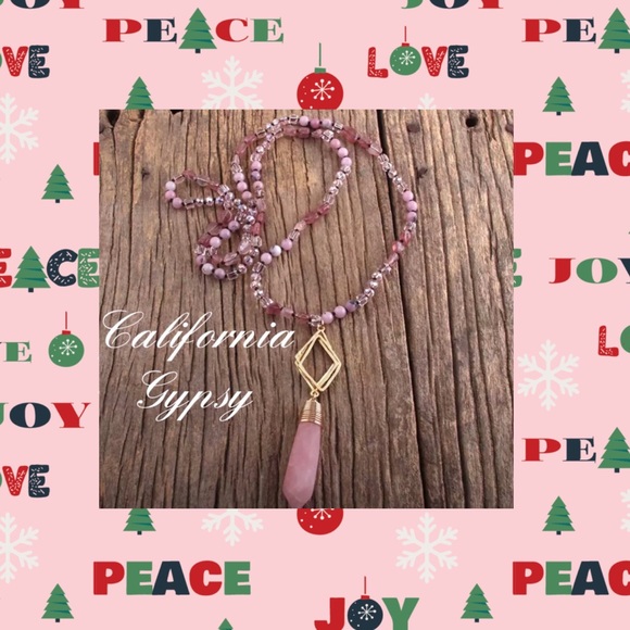 Jewelry - Rose Quartz Pendant Necklace